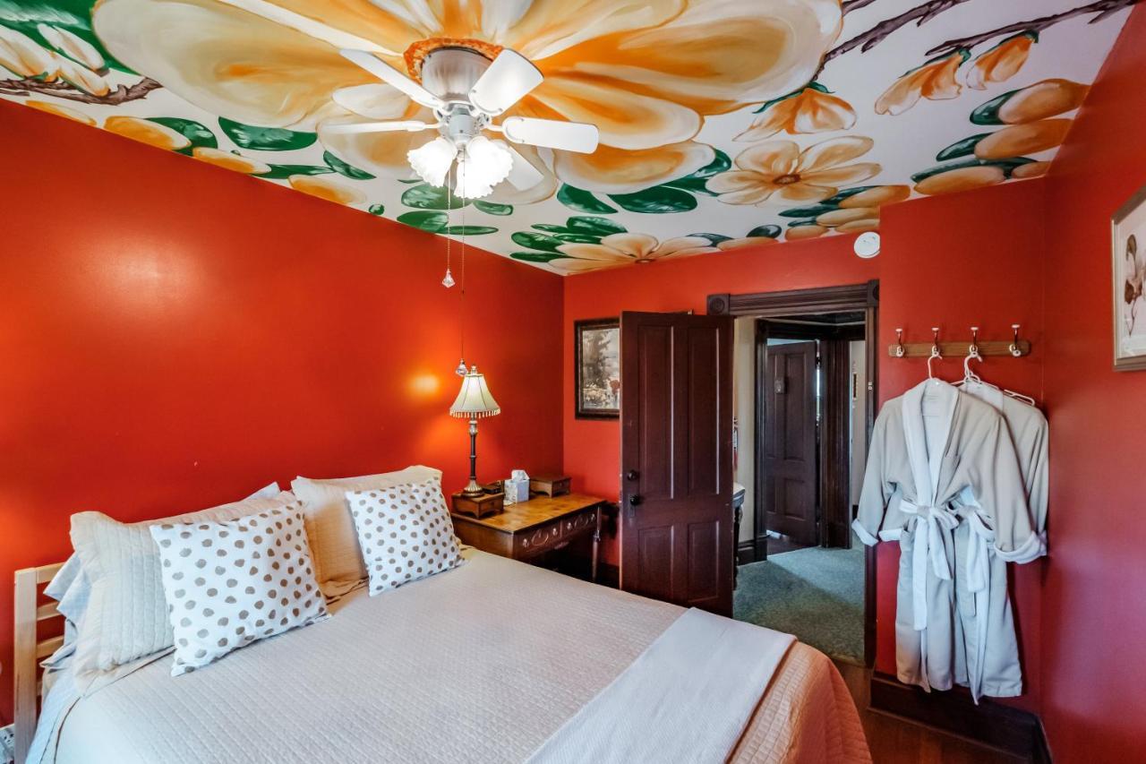 Mamere'S Guest House Monmouth エクステリア 写真